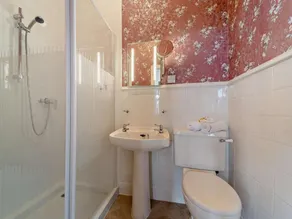 Dunoon - Sleeps 17 - Group Retreat with Parking - Image 5
