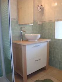 Smukt restaureret sommerhus, al komfort i hjertet af Margeride - Image 3