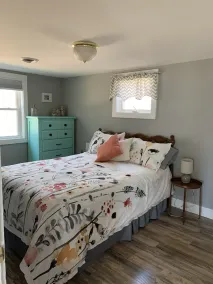 Quintessential Chatham Cottage by the Pond - Image 3