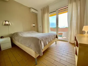 T3, Superbe vue Mer, Piscine et Parking Privé - Image 4