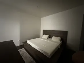 Central location - Image 3