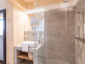 Modern Chalet With Indoor Sauna - Image 4