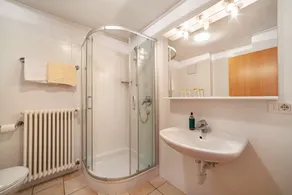 Apartment \"Gasserhof - Gravenstein\" with Mountain View, Shared Garden & Wi-Fi - Image 3