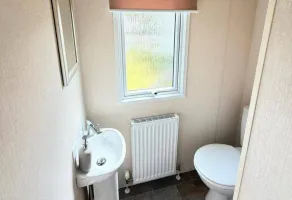Lillardsedge Luxury Apartment Sleeps 6 with Parking - Image 4