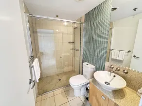 Resort Apartment in Maroochydore - Image 3