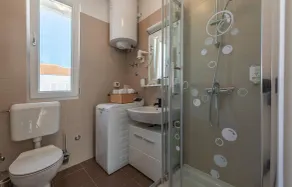 Amazing Apartment In Petrcane With Wifi - Image 2