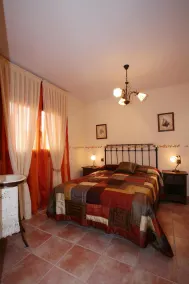 LOS PEDREGALES RURAL HOUSE FOR 2-4 PEOPLE. LA ATALAYA APARTMENT - Image 3