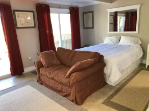 Die Cabana, ein Studio apt. w / private Terrasse am Lake Dunmore w / Strand. - Image 2