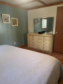 Charming Cabin on Beautiful Big Sebago Lake - Image 3