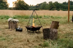 Unique glamping getaway - Image 5