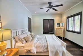 Beautiful open-concept cottage on Moon River! 10 Minute walk to Bala! - Image 2