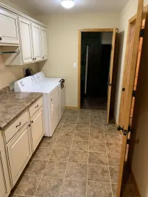 5-Bedroom house on Current River - Image 2