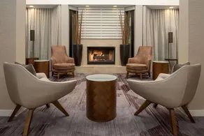 Relaxing Stay Close to Seattle Aquarium! Indoor Pool, Pet-friendly Property! - Image 2
