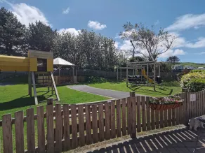 Snowdonia Sunbeach Holiday Sea and Mountain view - Image 3