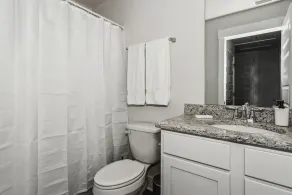 LUXURY TOWNHOME NEAR DOWNTOWN AND PENSACOLA BEACH - Image 4