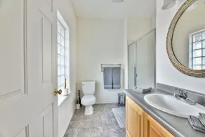 232-Duplex-Salle de bain privée-Vue sur Montagne - Image 4