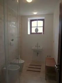 Linda Stone Farmhouse & piscina privada grande jardim e wi-fi gratuito. 8 pax. - Image 2