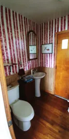 2-bedroom cottage 14 minutes from Downtown Cumberland Historic District - Image 2