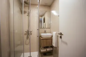 Studio for 2 people * SPA * River view - Image 4