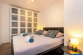 House Stika - Image 4