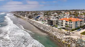 Incredible OCEANFRONT Location with 30' Balcony! - Image 3