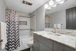 Chateau Chaumont Unit 9, Second-Floor Corner Condominium with Prime Location in Aspen - Image 4
