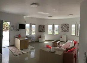 villa med utsikt över poolen och havet - wifi internet - barnsäkerhet - Image 4