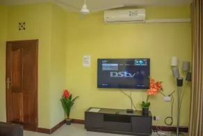 Lux Suites Sunset Furnished Apartments - Image 2
