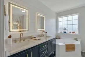 Sunset Sound Cottage - Image 3