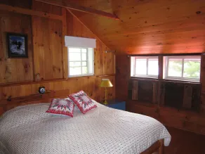 Fabulous All-Season Lakehouse, 600' Lakefront, Lake Eden Vermont - Image 5
