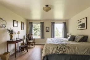 Rooftop Aerie - Amazing views, private, immaculate and comfortable home - Image 5