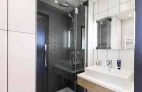 Wifi, ski-in/ski-out & foot of the slopes, swimming pool, terrace, balcony, tv, ski locker, 59m² - Image 4