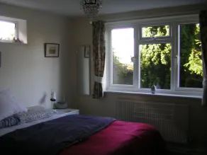 Spacious & Comfortable Cottage-type Accommodation in heart of Cowbeech village - Image 4