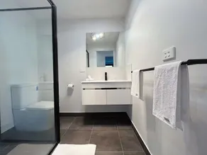 3 bedroom Apartment at Kingston - Image 4