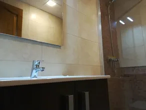 Schöne freistehende voll möblierte Villa mit 3 Schlafzimmern und privatem Pool - Image 3