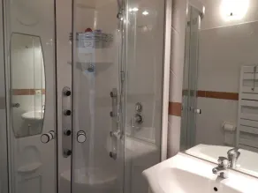 Schöne klimatisierte Villa mit Swimmingpool - Image 3