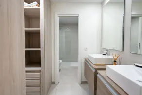 Ocean Homes Suite 2003 - Image 3