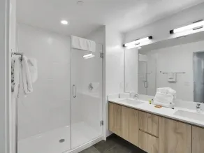 Global Luxury Suites at Downtown Phoenix - Image 3