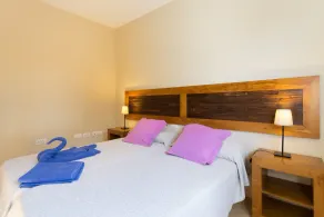 2 Bedrooms, Mountain View, HEATED POOL, Heating, Terrace, Free Wifi (5) - Image 3