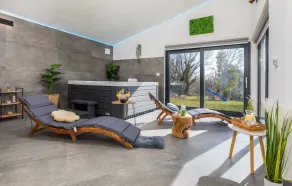 Villa totalmente attrezzata con giardino, sauna e barbecue | Vista sul giardino - Image 5
