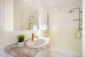 Spacious 4 bedroom apartment in Cala Galdana - Image 2
