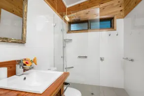 Villa Belza - Chalet au bord du lac près des plages d'Angourie - Image 3