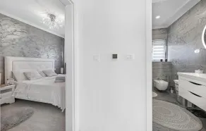 3 bedroom amazing home in Bilice - Image 5