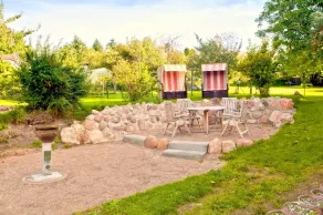 Quiet location and with use of garden, close to the sea - Höftresidenz FeWo 25 - Image 4