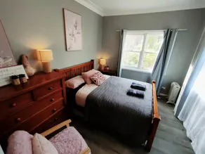 Charming Shipley Cottage near Blackheath Village - Image 3