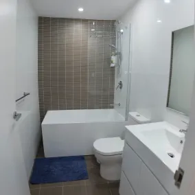 Brand New  3.5BR Apartment /3 min walk to STN+BUS - Image 3