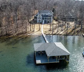 Luxury LAKEFRONT 7Bdr/7.5Ba -Huge Boathouse in Quiet Cove-Public Side-Stunning - Image 5