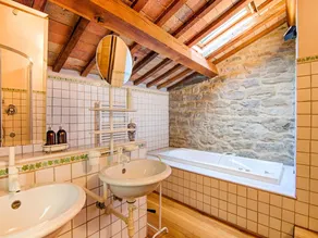 Elegant Stone Villa With Swimming Pool - Image 5