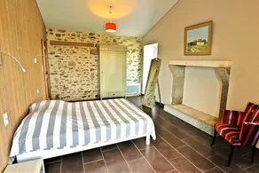 Demeure du Pont Rolland, heated inside pool, sauna and great location - Image 5