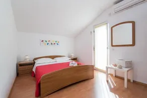 1-Zimmer-Ferienwohnung mit Pool Supetar, Brac (A-16774-a) - Image 4